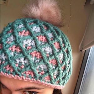 Crochet beanie with pom pom